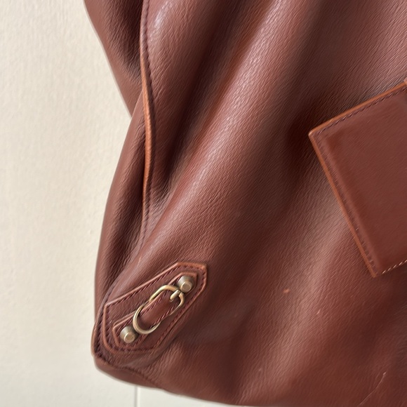 Authentic Balenciaga XL leather tote - Picture 3 of 10